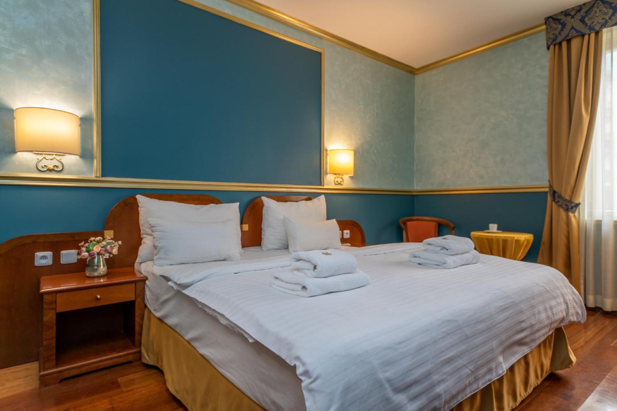 Hotel Kinsky Fountain Praga Exterior foto