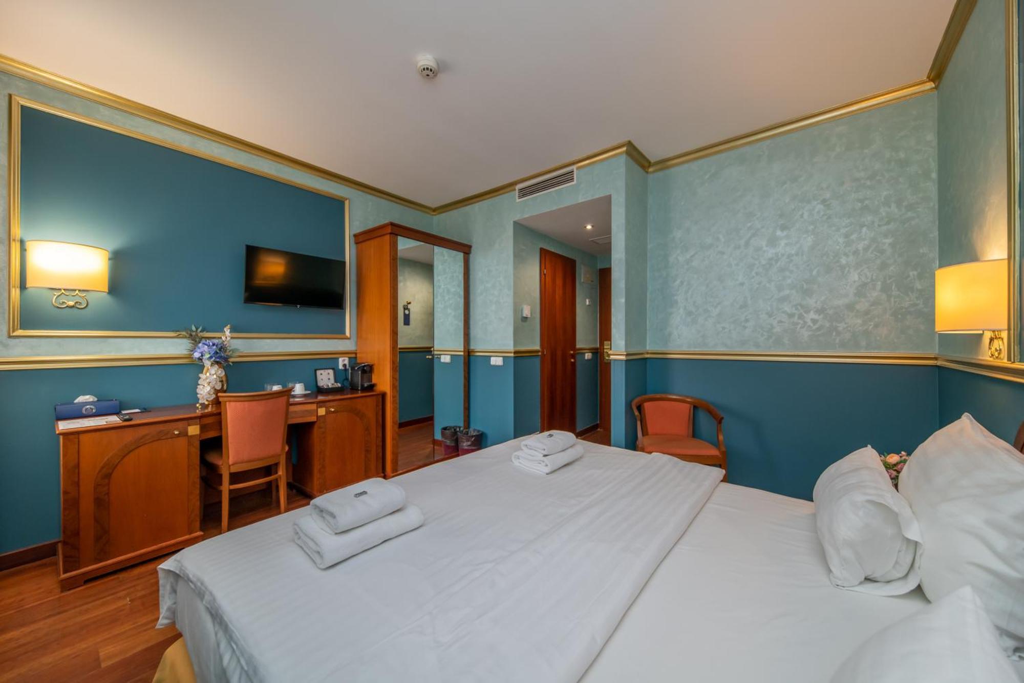 Hotel Kinsky Fountain Praga Exterior foto