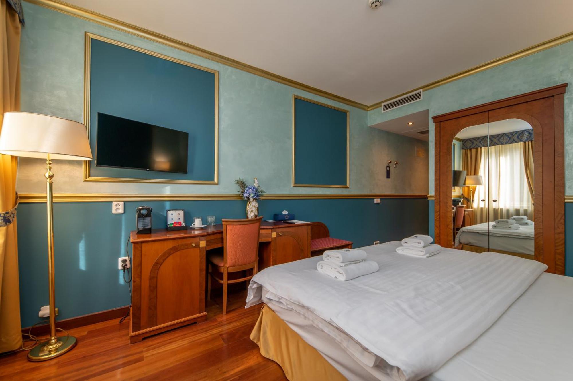 Hotel Kinsky Fountain Praga Exterior foto
