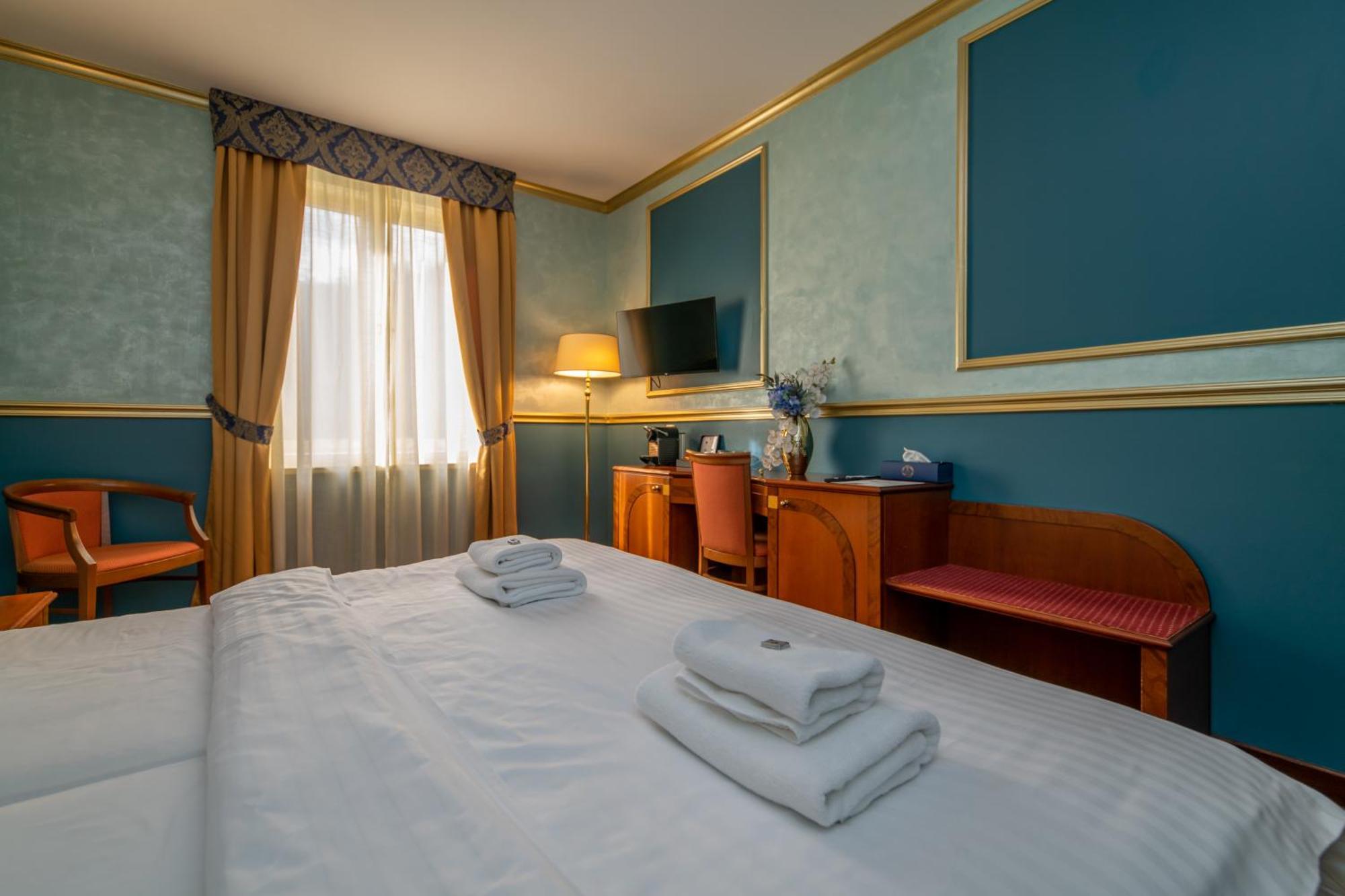 Hotel Kinsky Fountain Praga Exterior foto